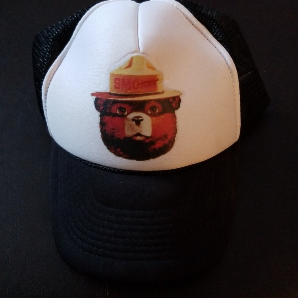 Smokey the bear trucker hat